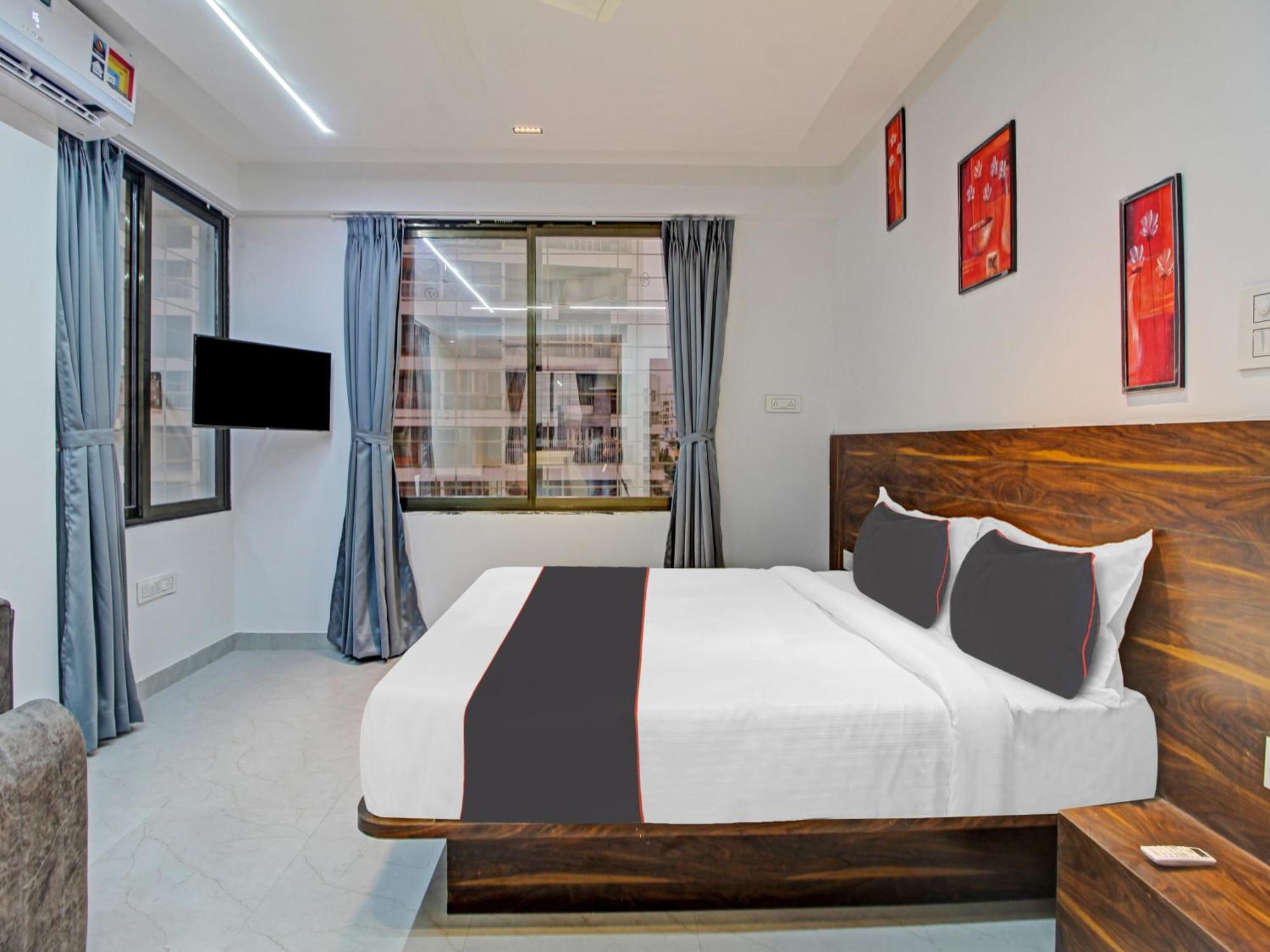 Collection O Crystal Hotel Pimpri-Chinchwad Eksteriør billede